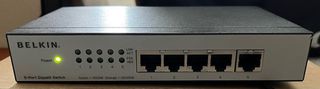 Switch Gigabit Belkin 5 puertos