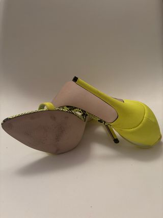 Zapatos fluor amarillo de tacon