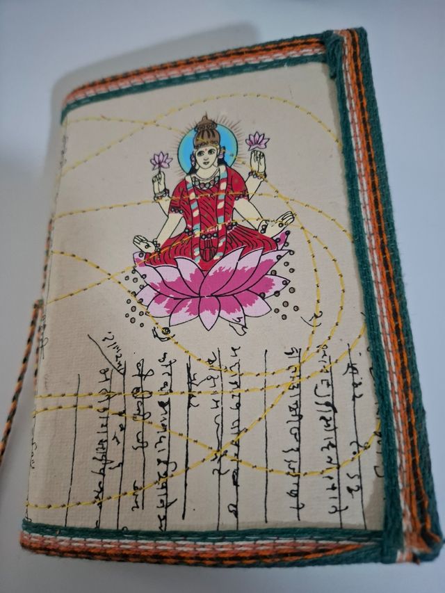Libreta indú con imagen de Shiva sobre loto