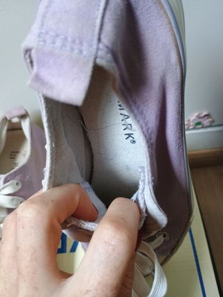 Zapatillas color lila