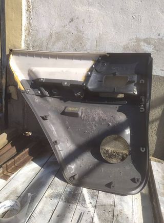 Panel Puerta - T-D. Mitsubishi Montero -V60 - V70.