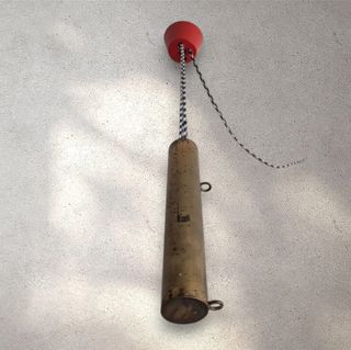 Lampara techo vintage roja y dorada