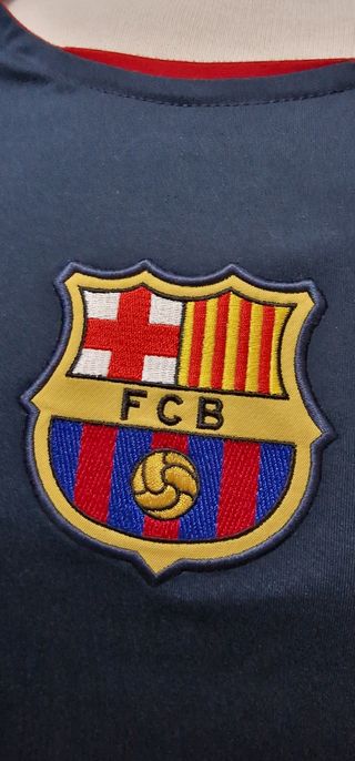 C F Barcelona camiseta futbol.