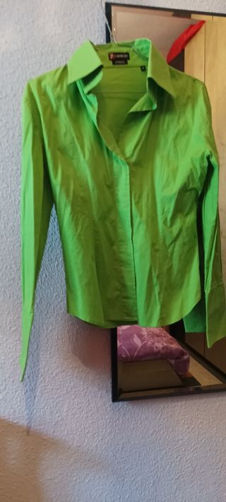 6 CAMISAS a 3 € cada una