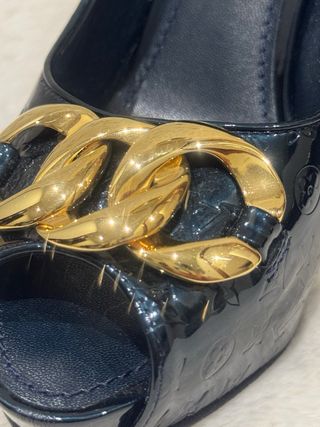 Zapatos de tacon Louis Vuitton azules, num 40