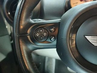 MINI MINI Countryman Cooper D ALL4 82 kW (111 CV)