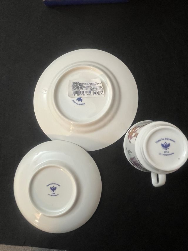 Juego porcelana taza 2 platillos