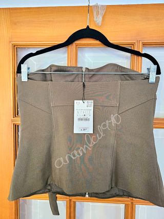 Top palabra de honor khaki zara