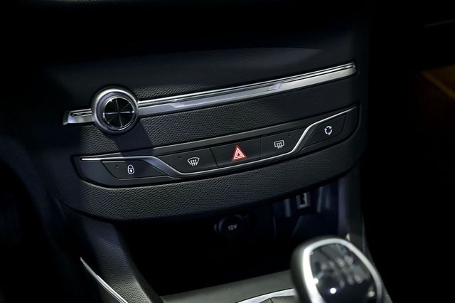 Peugeot 308 SW Allure Pack BlueHDI 130 SS