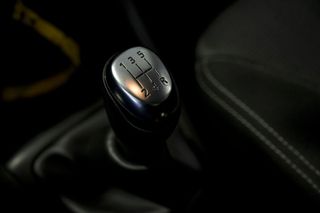 Renault Clio   Business dCi 55kW 75CV 18 