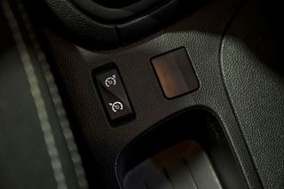 Renault Clio   Business dCi 55kW 75CV 18 