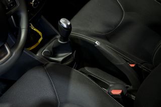 Renault Clio   Business dCi 55kW 75CV 18 