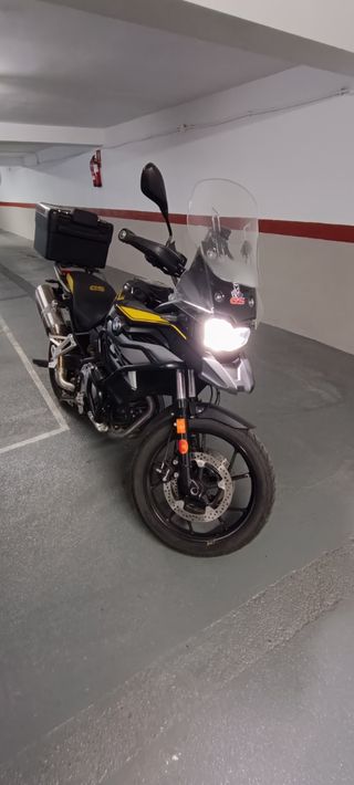Moto BMW F 750 GS 40 YEARS  12.500km.