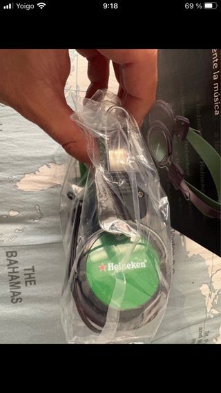 Cascos de musica heineken