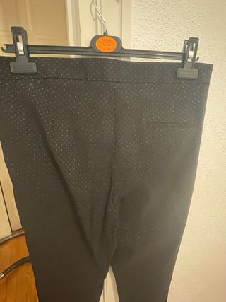 Pantalon tela sin estrenar Zara.