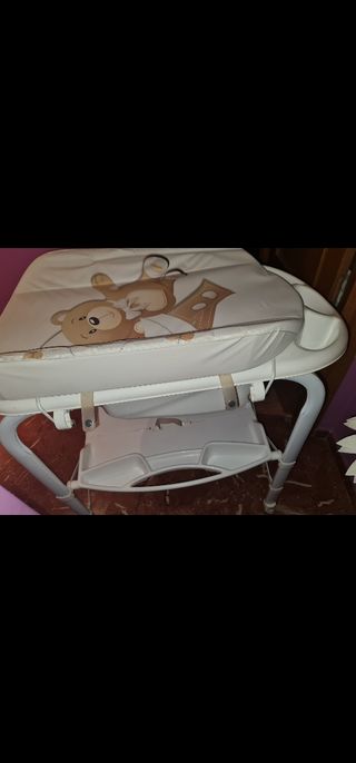 Cambiador bebé con bañera