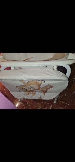 Cambiador bebé con bañera