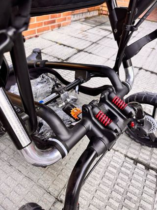 Jane Muum crosswalk R + silla de coche Cybex.