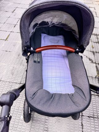 Jane Muum crosswalk R + silla de coche Cybex.