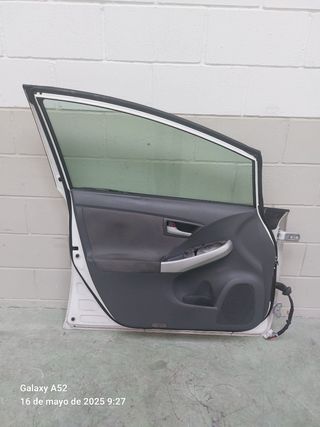 Puerta del. izq. Toyota Prius 1.8 Hibrido de 2014