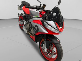 APRILIA TUONO 660