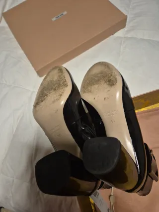 Stivaletti Miu Miu vernice neri