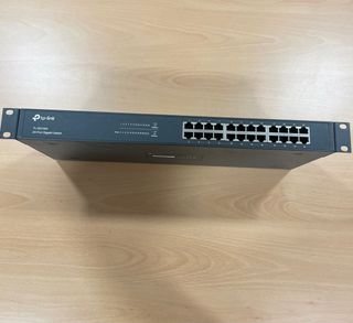 Switch TPLINK 24 puertos