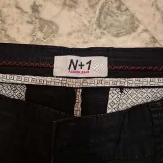 Pantalone nero