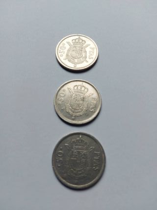 3 monedas de 50 pts Juan Carlos 1975 y 1982