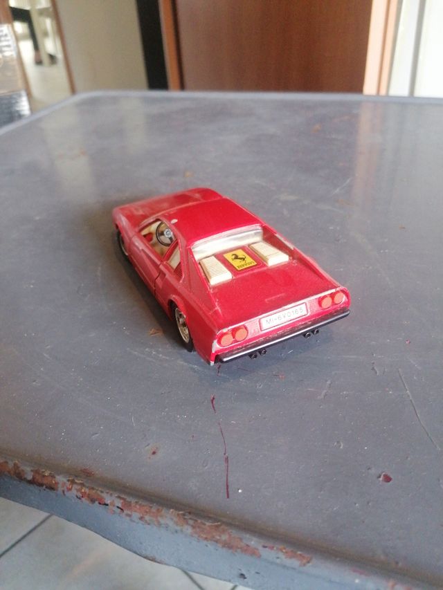 Burago Ferrari 308 GTS 1:24