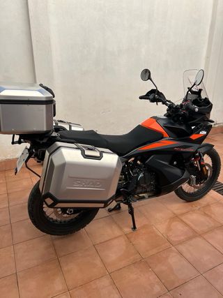 Moto KTM 890 Adventur s