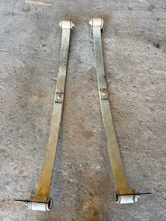 Ballestas Mercedes Benz MB100