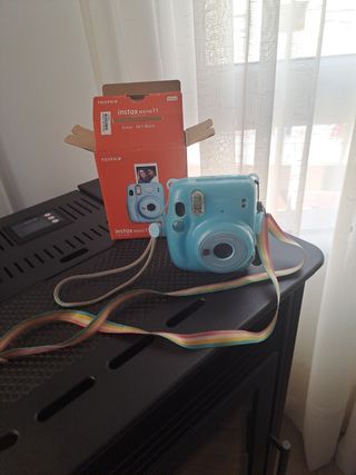 Cámara Instax mini 11