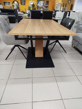 Mesa Extensible Base en V, madera y metal