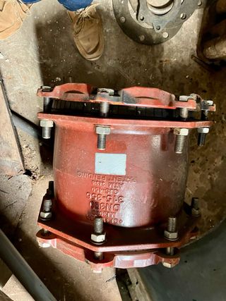 Acoplamiento antitracción DN300. 315/356