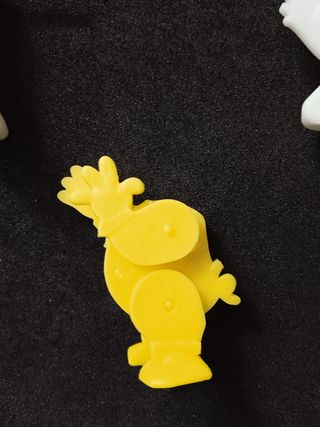 Lote de figuras promocionales Omo.