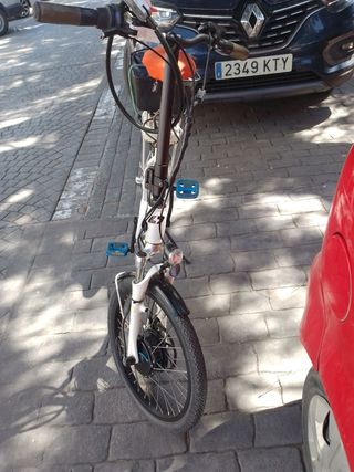 Bicicleta eléctrica plegable