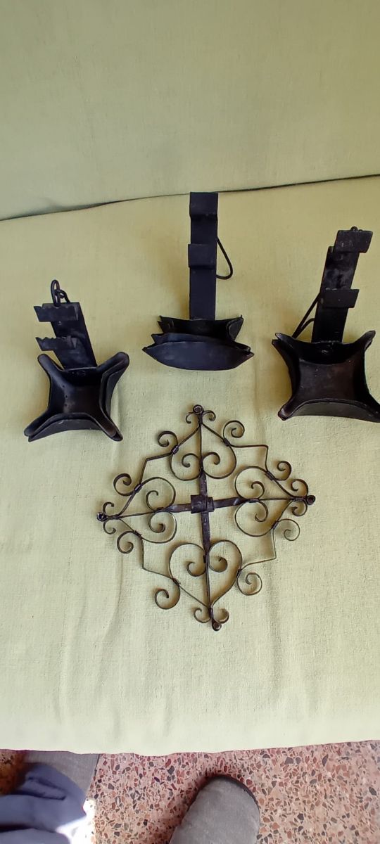 3 CANDILES ANTIGUOS CON 1 SOPORTE