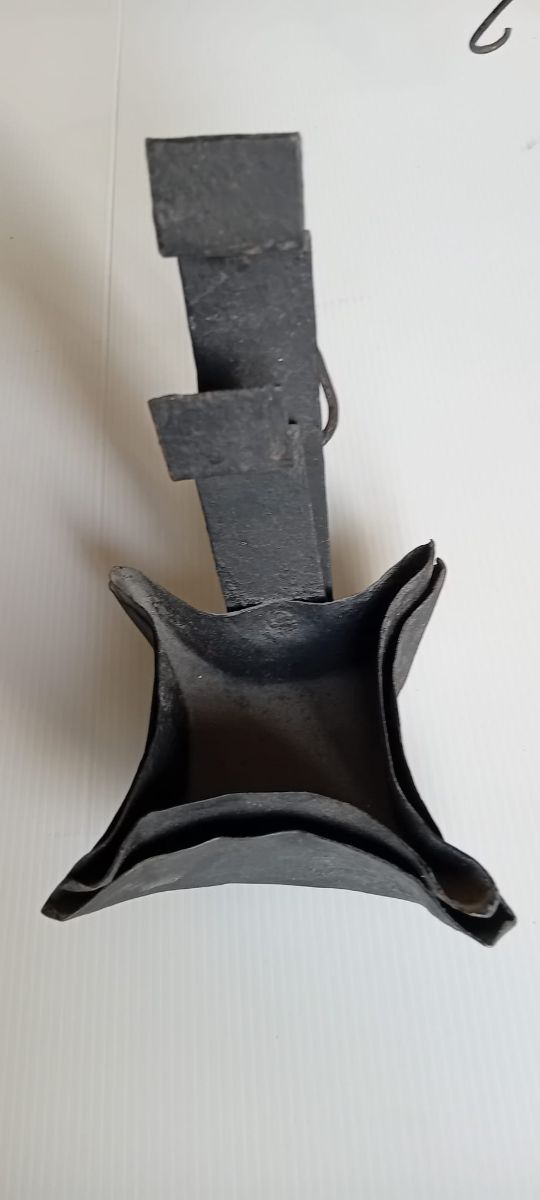 3 CANDILES ANTIGUOS CON 1 SOPORTE