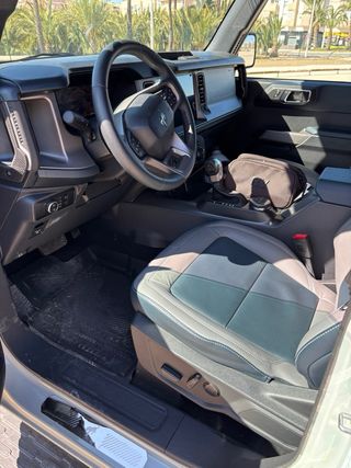 Ford Bronco 2025 outerbanks