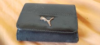 Cartera Puma vintage negra