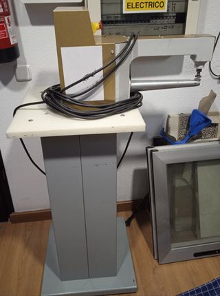 Máquina de martillear Saturn