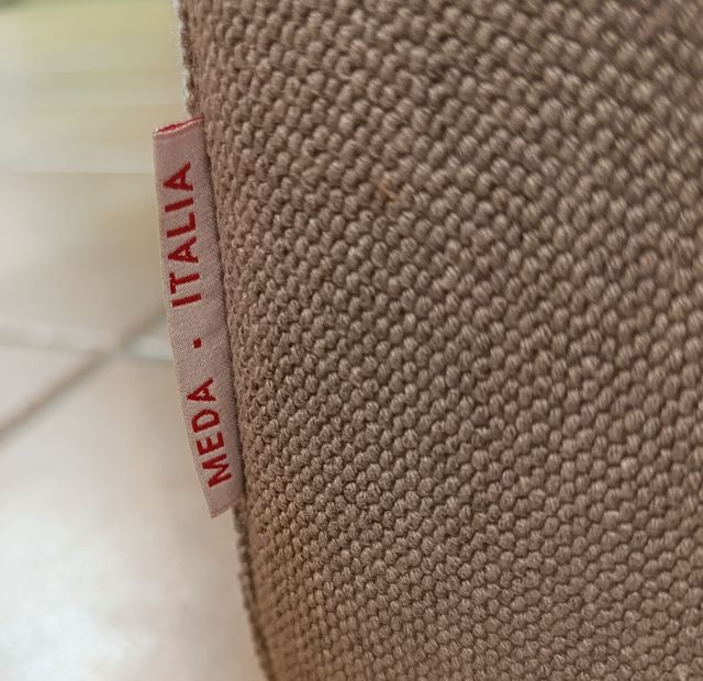 Sofá chaise longue beige