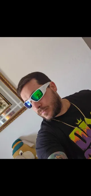 Holbrook Oakley Polished Black Original.