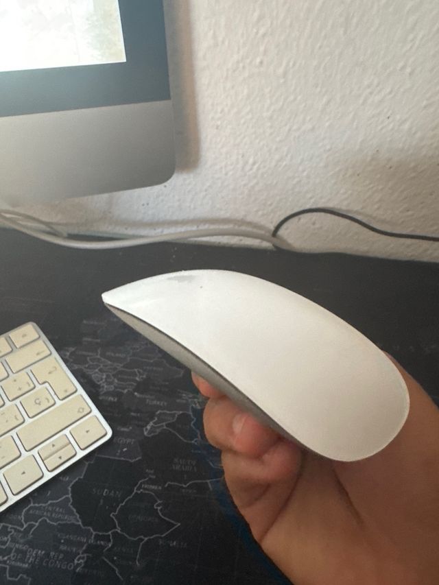  IMac 21,5” + perifericos Full HD