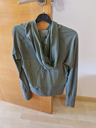 Sudadera Desigual verde oliva talla 6