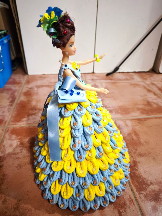 Muñeca decorativa