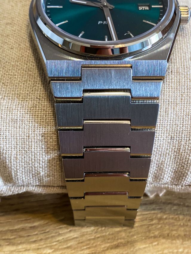 Tissot prx 40mm quartz green