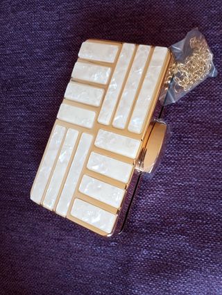 Bolsito Clutch dorado y blanco. Clutch bag