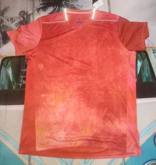 Camiseta Adidas talla XL con etiqueta 